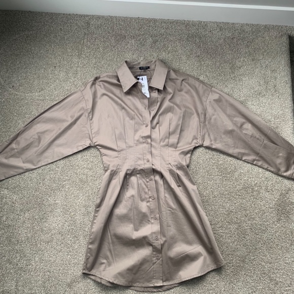 Dynamite dress - Picture 4 of 5